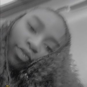 Meet your Posher, Deshyra